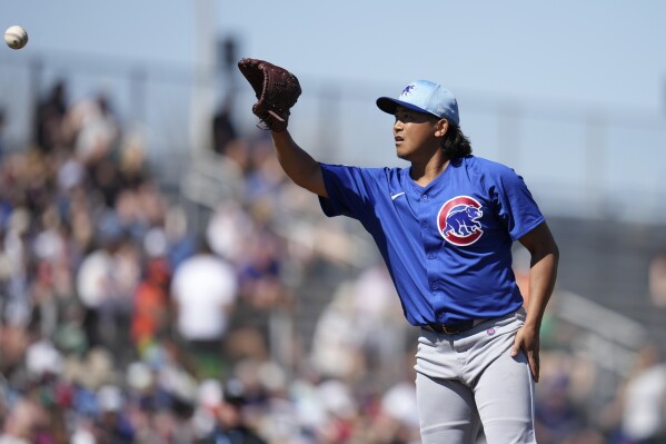 Japanese artist Murakami lends artwork to exclusive MLB